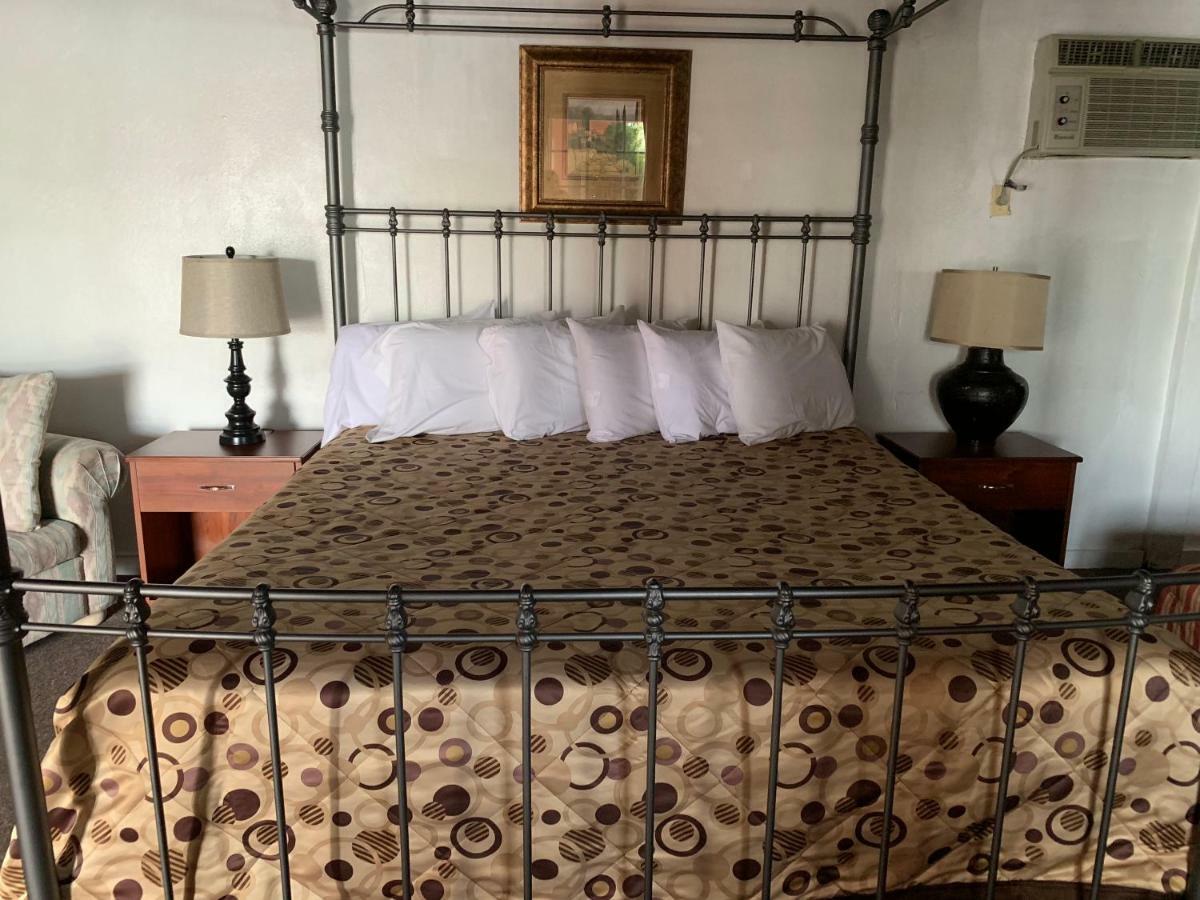 Cottonwood Court Motel Санта-Фе Экстерьер фото