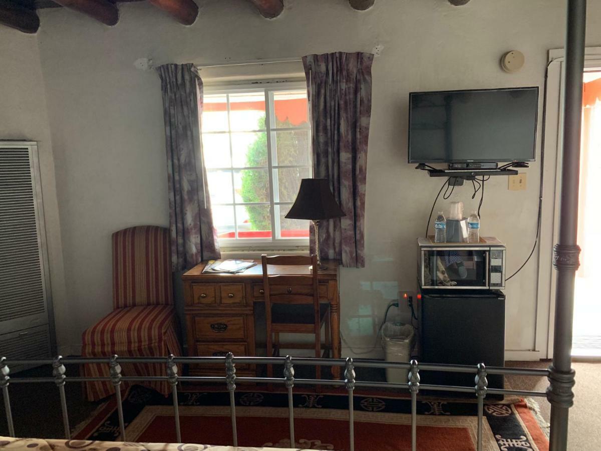 Cottonwood Court Motel Санта-Фе Экстерьер фото